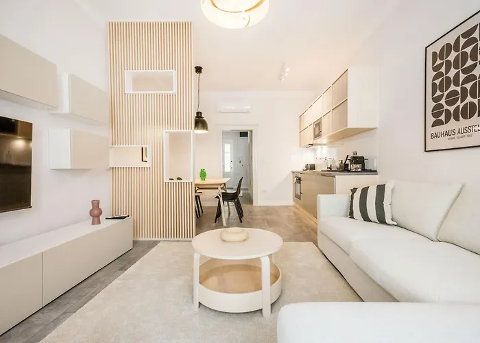 Elegant With Minimalist Design Budapeszt