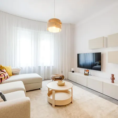 公寓 Elegant With Minimalist Design 布达佩斯