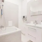 דירה Elegant With Minimalist Design בודפשט
